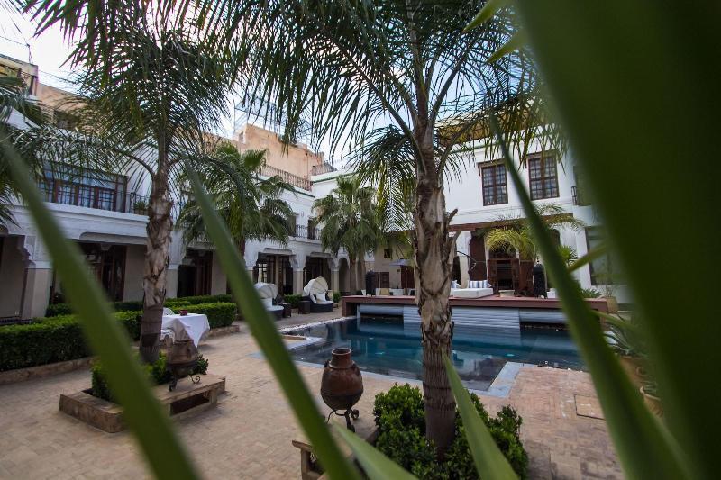 Riad Mayfez Suites & Spa ภายนอก รูปภาพ